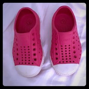 Native shoes toddler size 6